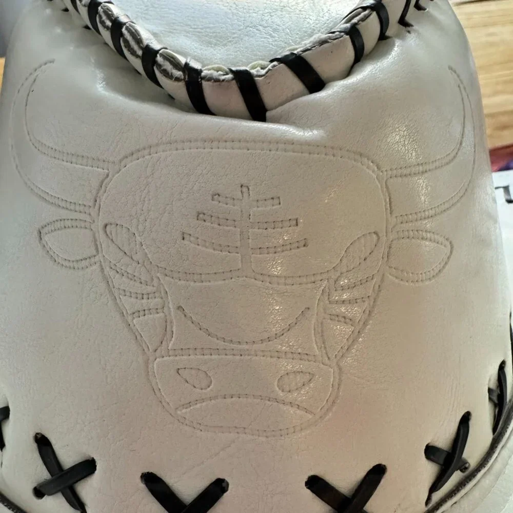 White Bull‎ Cowboy Hat Black Stitch | Rodeo | Chicago Fan Style
